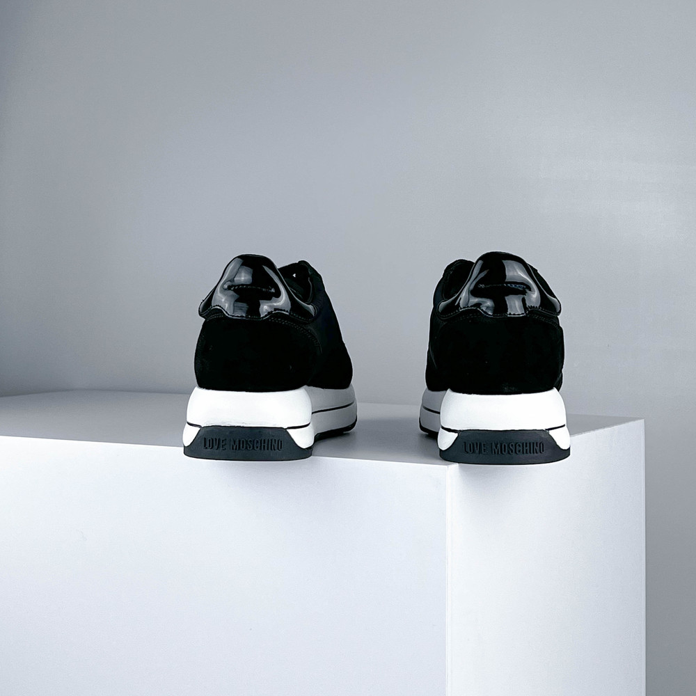 Кроссовки Черный Кроссовки Обувь Женщинам