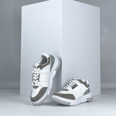 Кроссовки Бежевый Кроссовки Обувь Женщинам