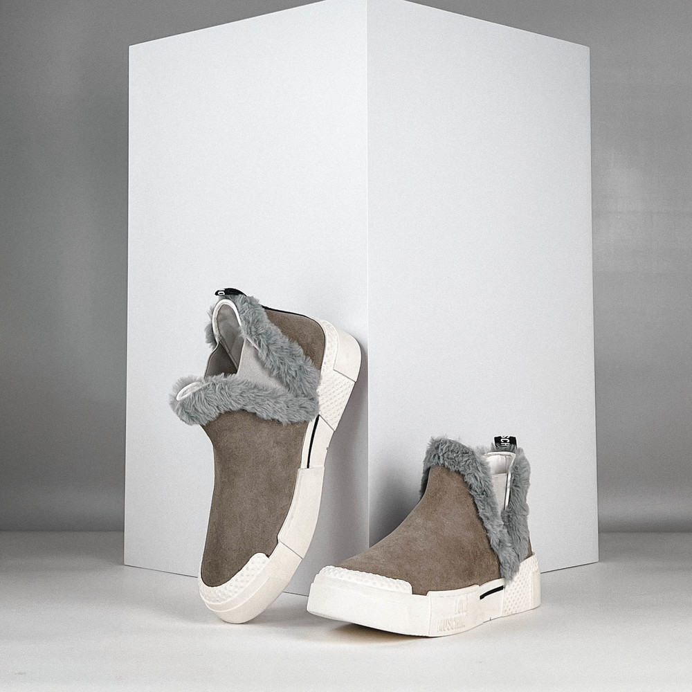 Кроссовки Бежевый Кроссовки Обувь Женщинам