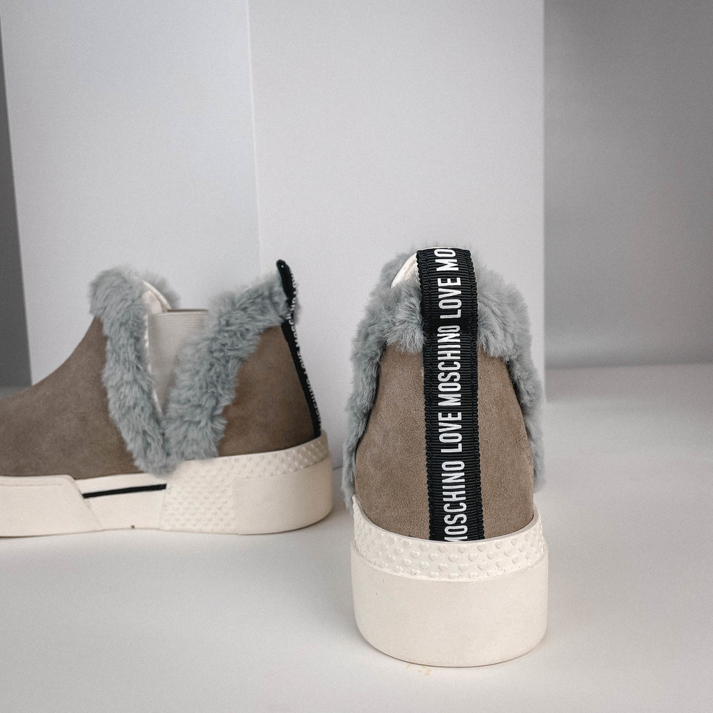 Кроссовки Бежевый Кроссовки Обувь Женщинам