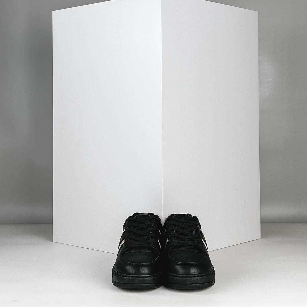 Кроссовки Черный Кроссовки Обувь Женщинам