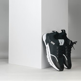 Кроссовки Черный Кроссовки Обувь Мужчинам