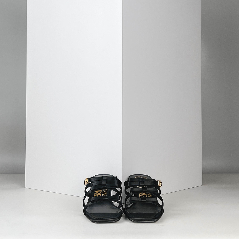 Босоножки Черный Босоножки Обувь Женщинам