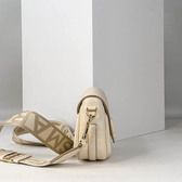 Сумка через плечо мини Бежевый Сумки через плечо Сумки Женщинам